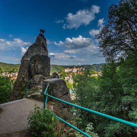 Apartmany Becherplatz Karlovy Vary Dış mekan fotoğraf