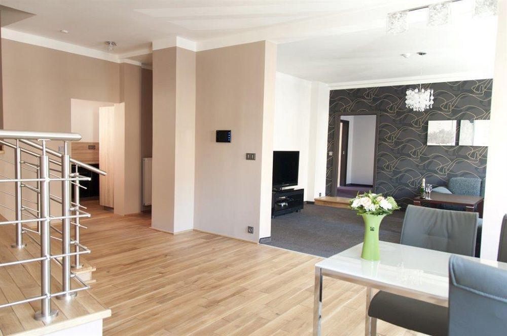 Apartmany Becherplatz Karlovy Vary Dış mekan fotoğraf